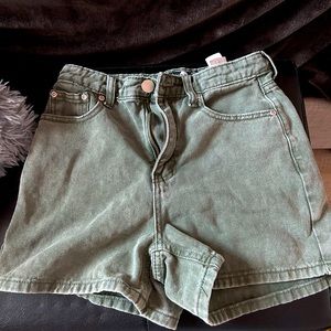 Boohoo jean shorts, size US 0, olive green color